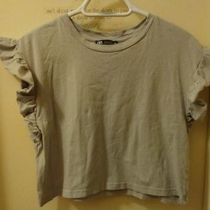 Womens cropped shirt with ruffled sleeves